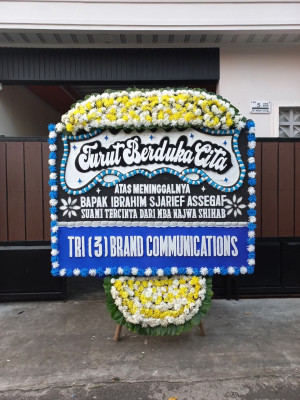 Papan Bunga Duka di Meruya Selatan